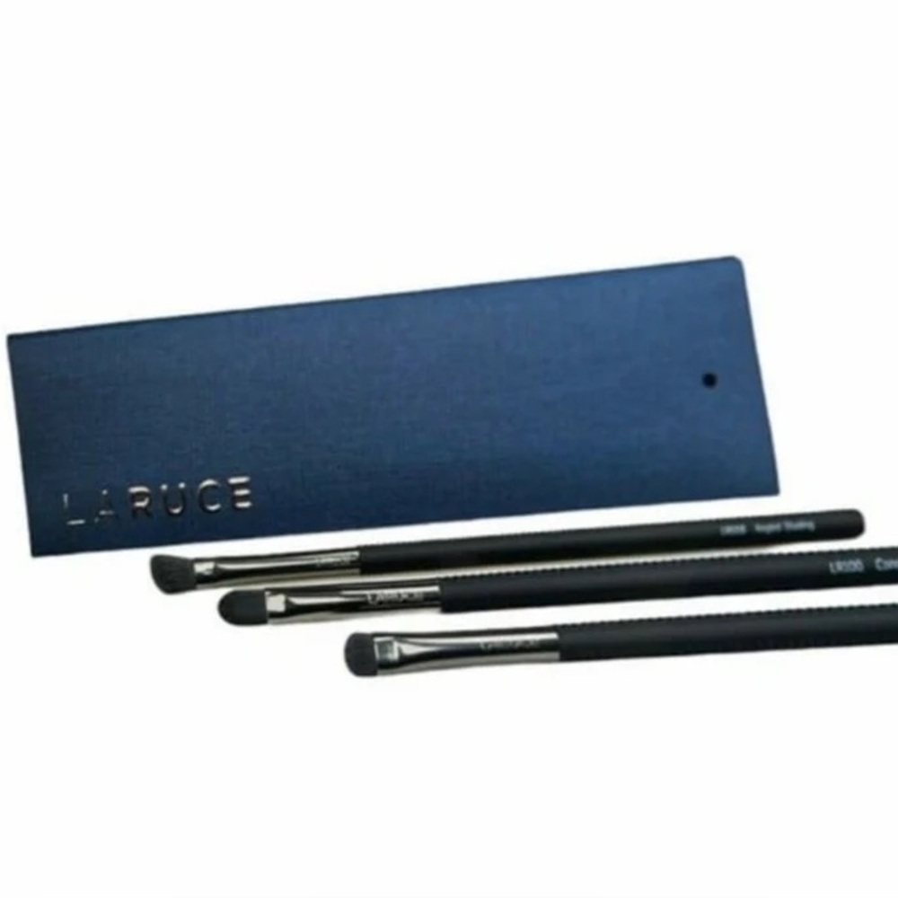 NWT Laruce 3 Piece Brush Set